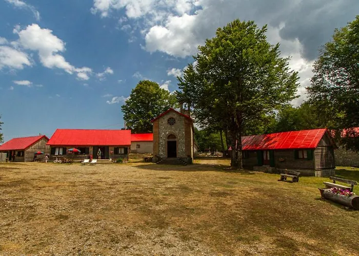 Orme Nel Parco - Villaggio Grechi Campsite